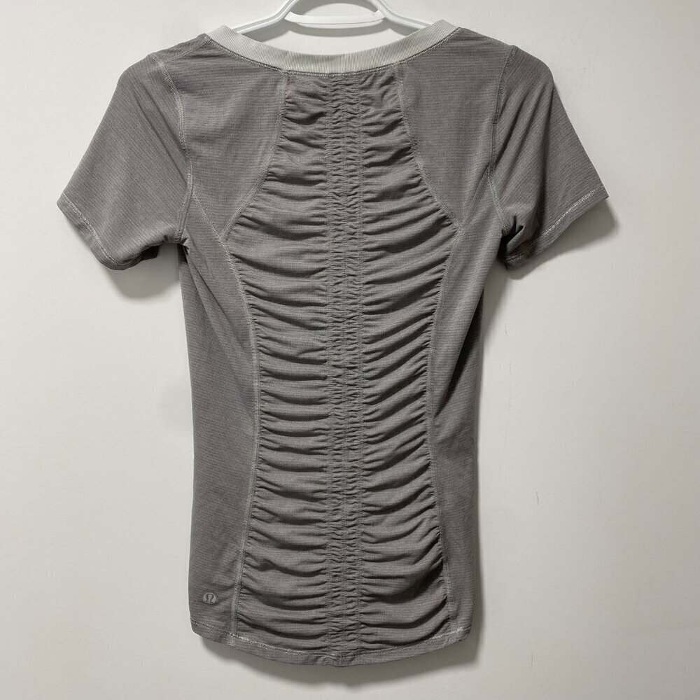 Sweatlife Lululemon Tee — Grey Graphic “Sweatlife” / Women’s - Size S - Picture 4 of 5